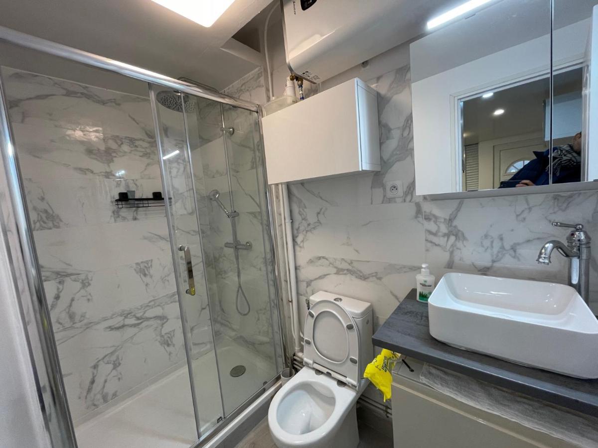 Maisonette De 25M2 A La Porte De Paris Жантийи Экстерьер фото