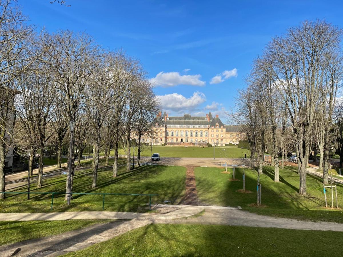 Maisonette De 25M2 A La Porte De Paris Жантийи Экстерьер фото